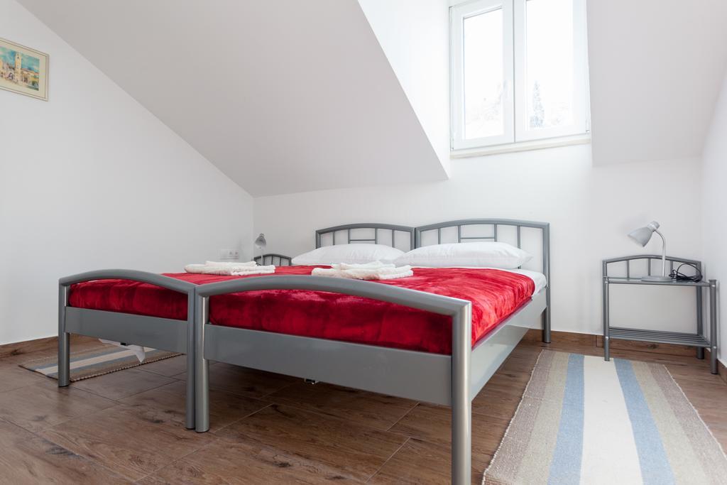 Hedera Estate, Hedera A49 Apartman *